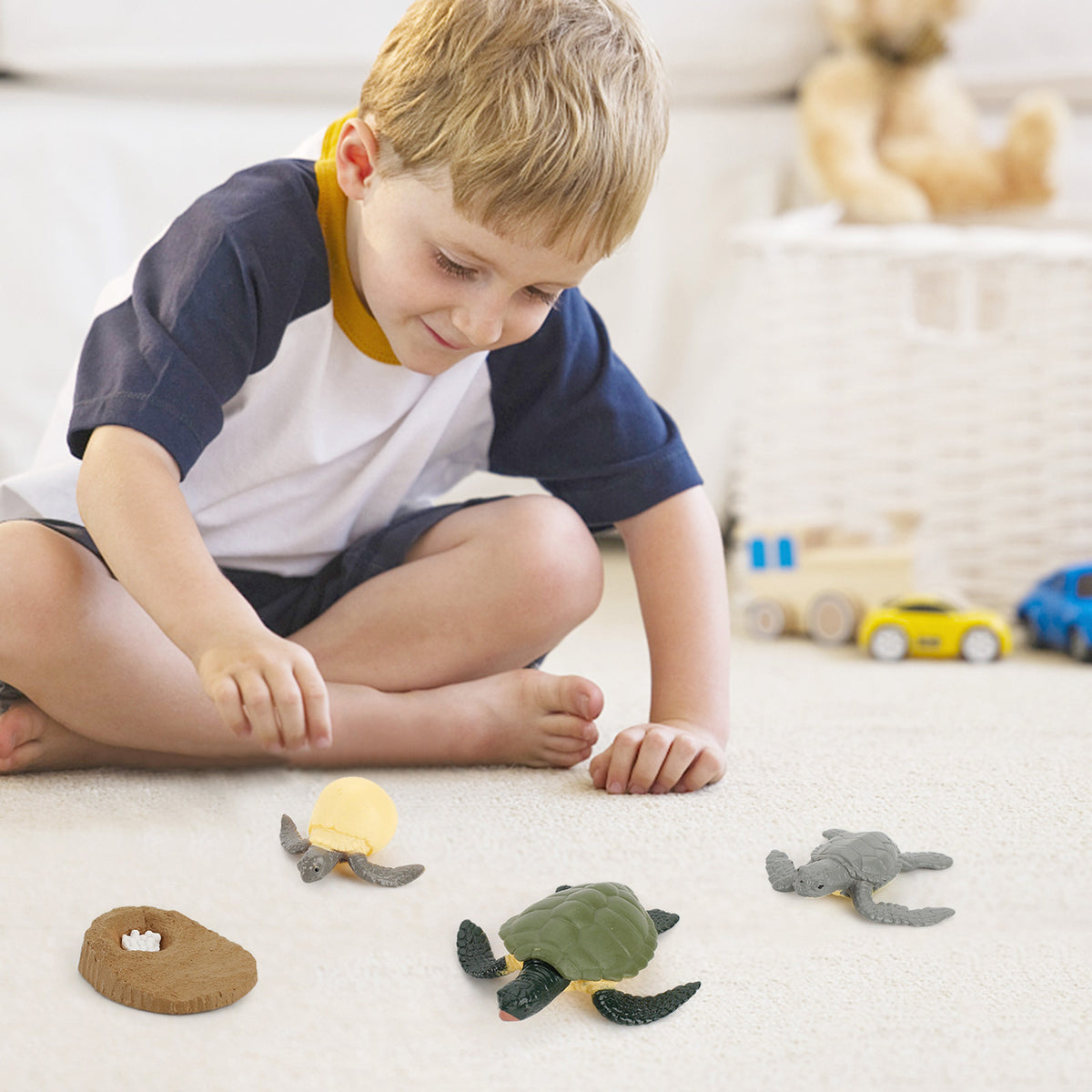 4 Piece Insect Animal Life Cycle Plastic Figures C6750