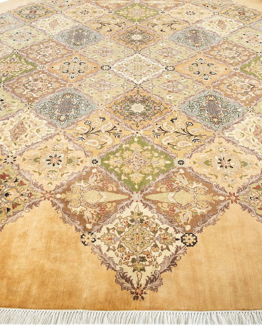 Hand-Knotted Wool Ivory Octagon Area Rug 8' 1" x 8' 1" B8813