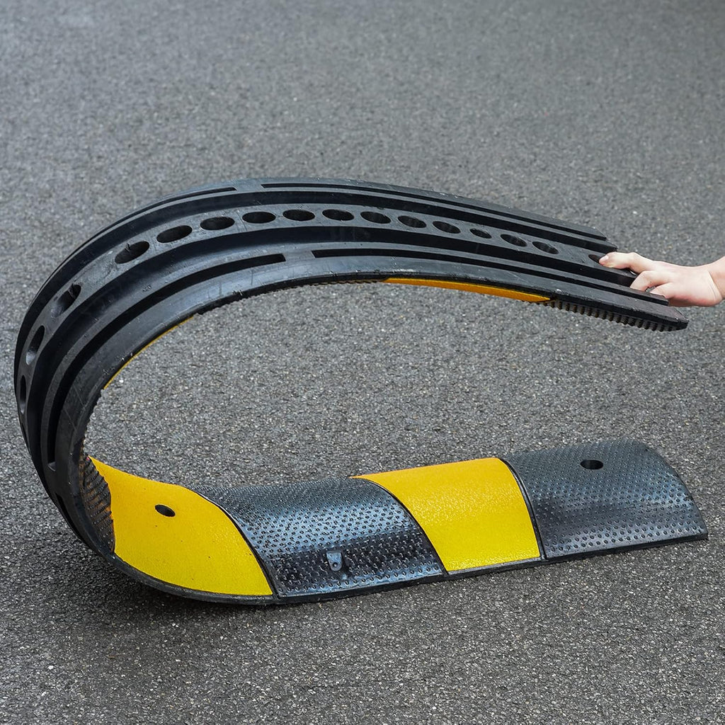 Heavy Duty Rubber Speed Bump 6FT 1 Pack with 4 Bolts (71.7 x 12 x 2.4 Inch) I38723