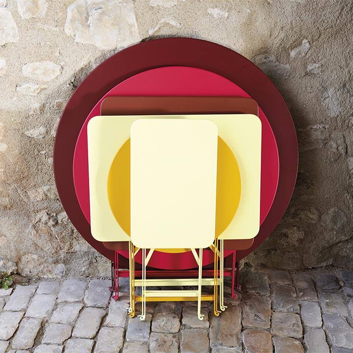Pink Praline Round Bistro Table L646552